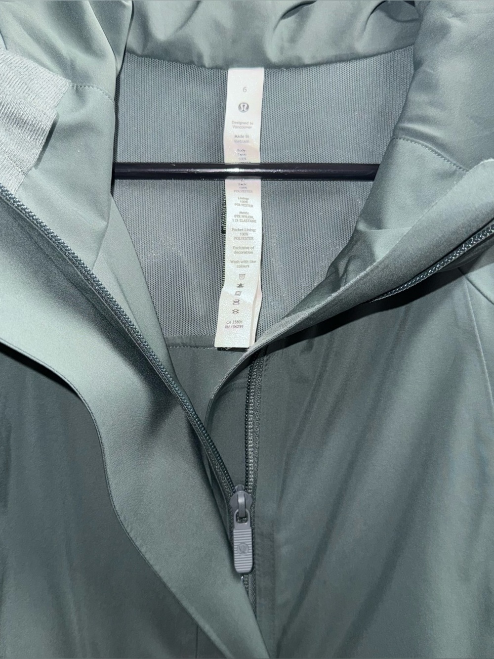 Lululemon Rain Rebel Jacket - Picture 4 of 6